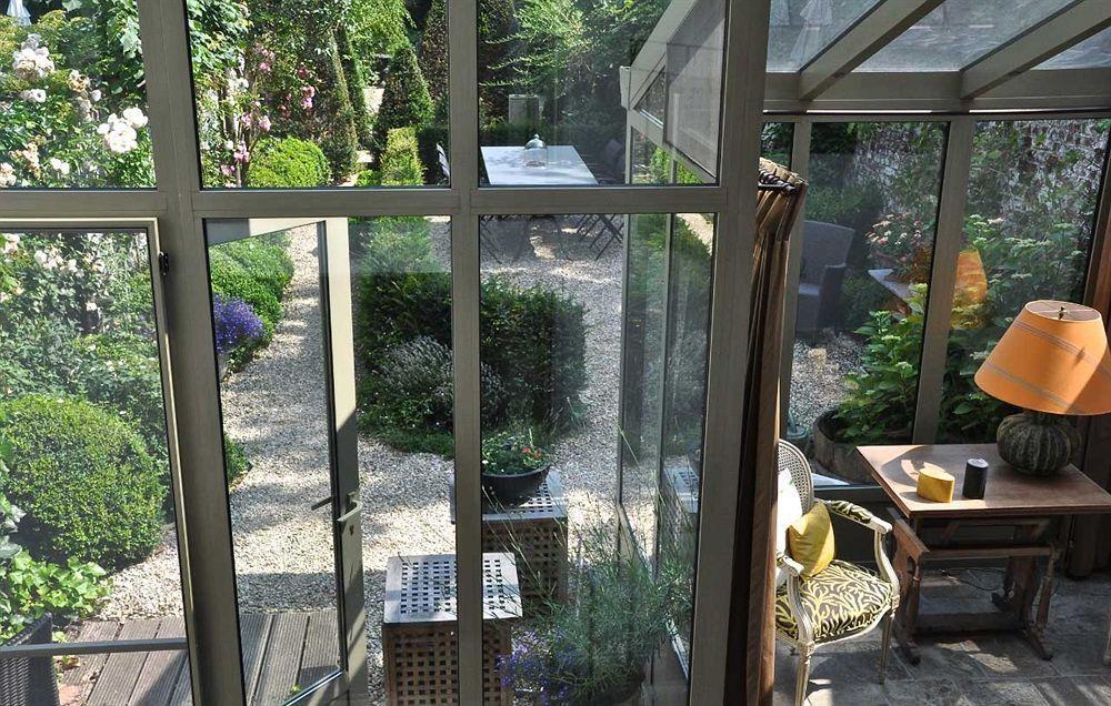 B&B Un Jardin En Ville Saint-Gilles Exteriör bild