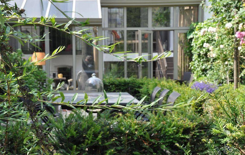 B&B Un Jardin En Ville Saint-Gilles Exteriör bild