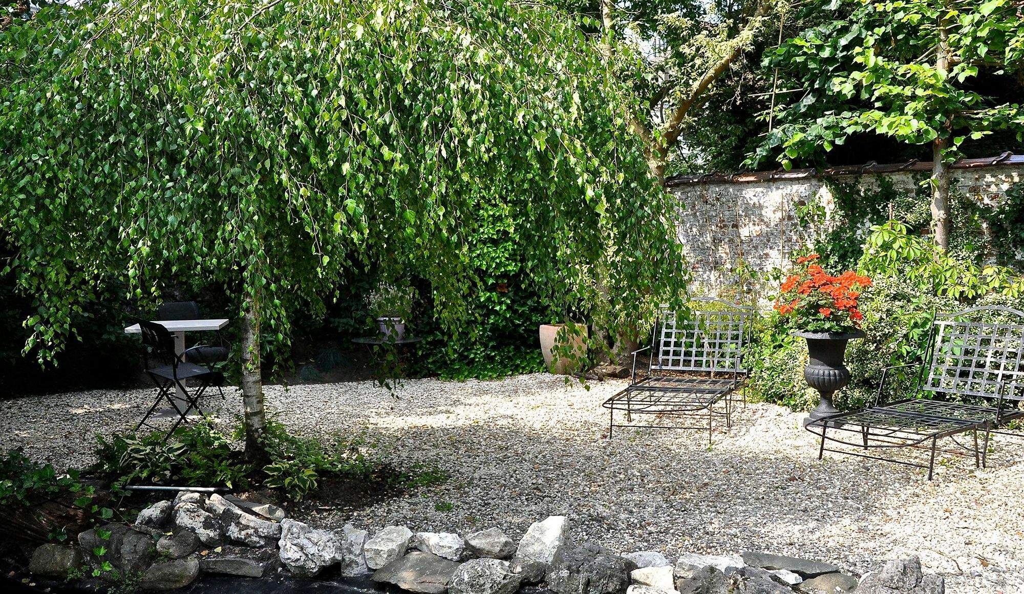 B&B Un Jardin En Ville Saint-Gilles Exteriör bild